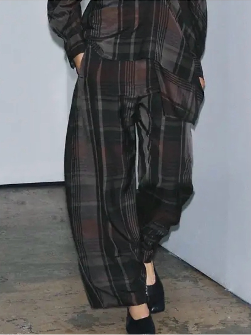 Zara Plaid Wide-Leg Chinos in Brown and Green
